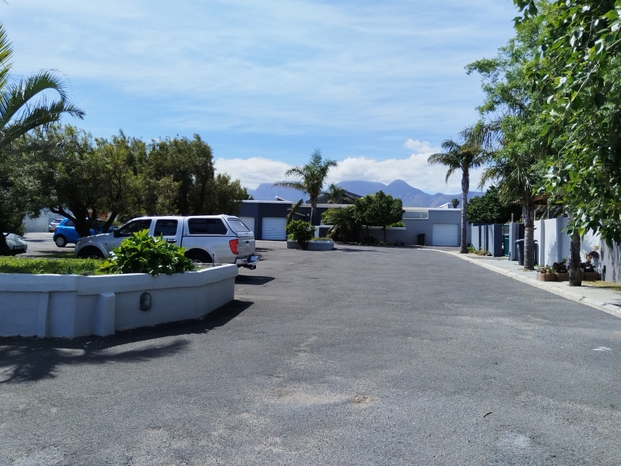 2 Bedroom Property for Sale in Admirals Park Western Cape
